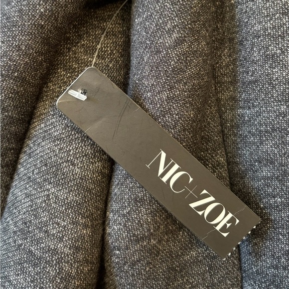 NWT NIC+ZOE Women's Black and Gray Teddy Jacket - Picture 5 of 11